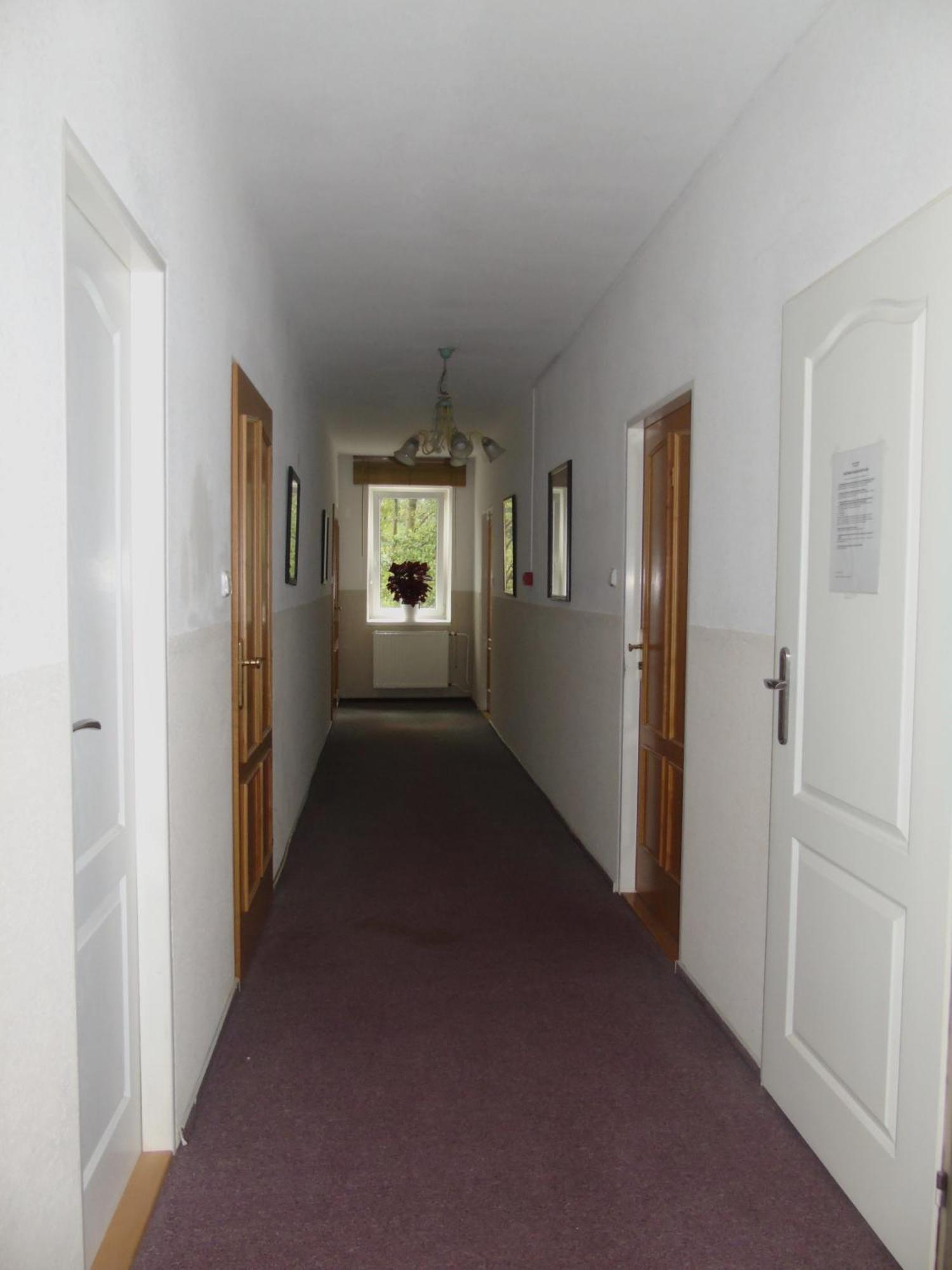 Toris Inn Trinec Buitenkant foto