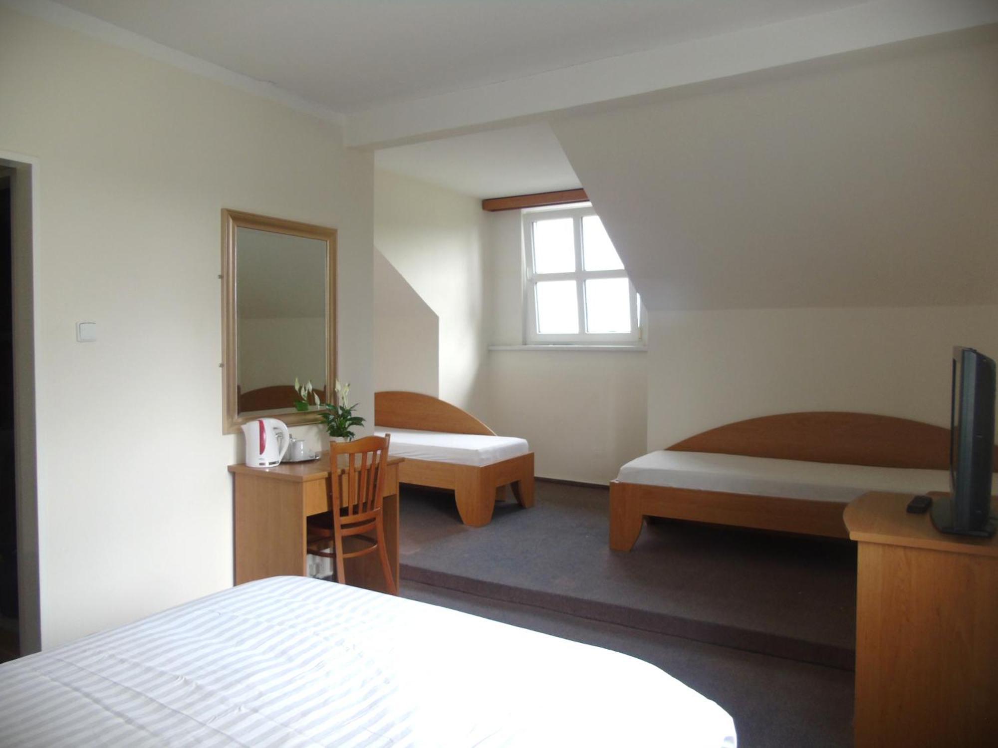 Toris Inn Trinec Buitenkant foto