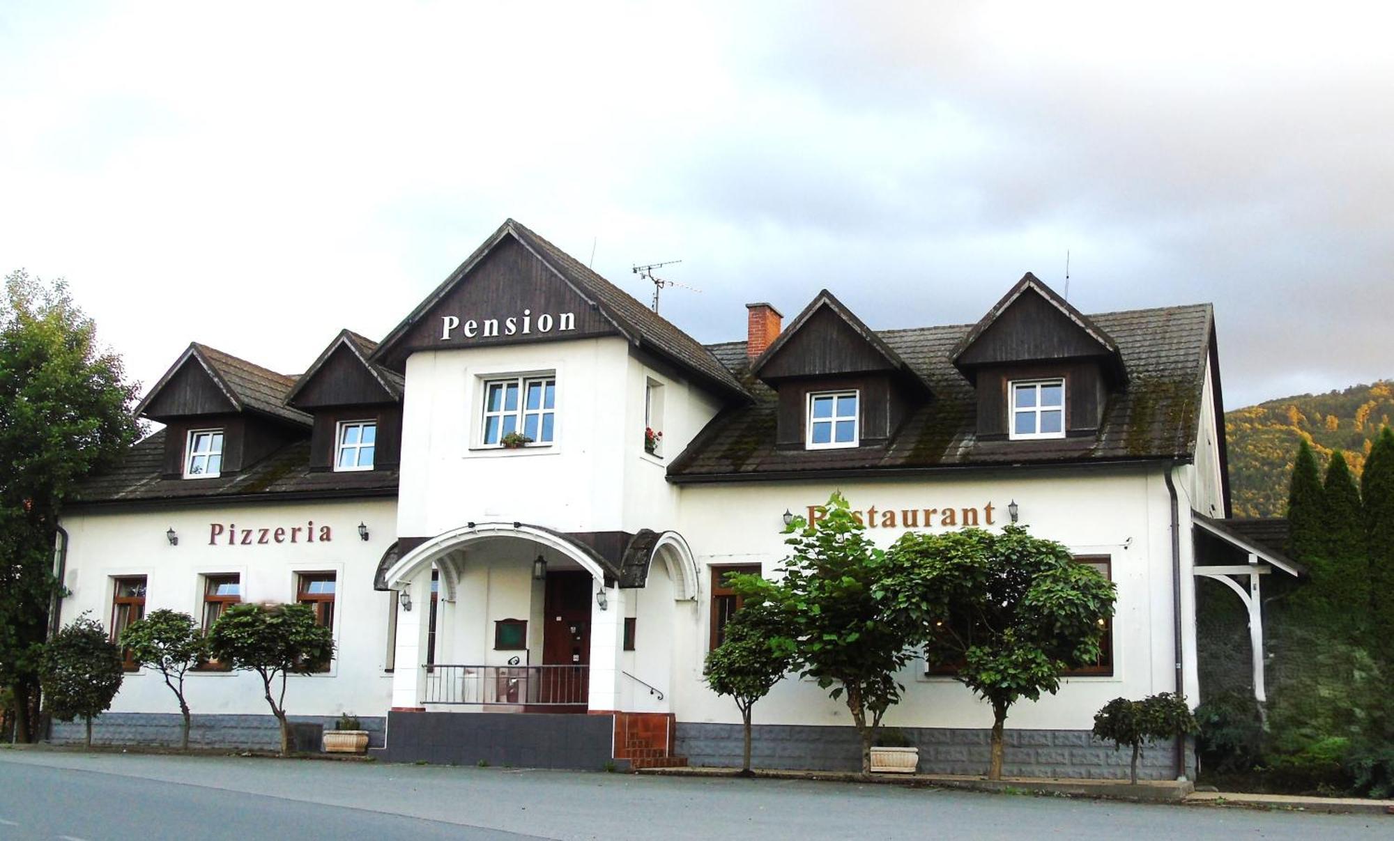 Toris Inn Trinec Buitenkant foto