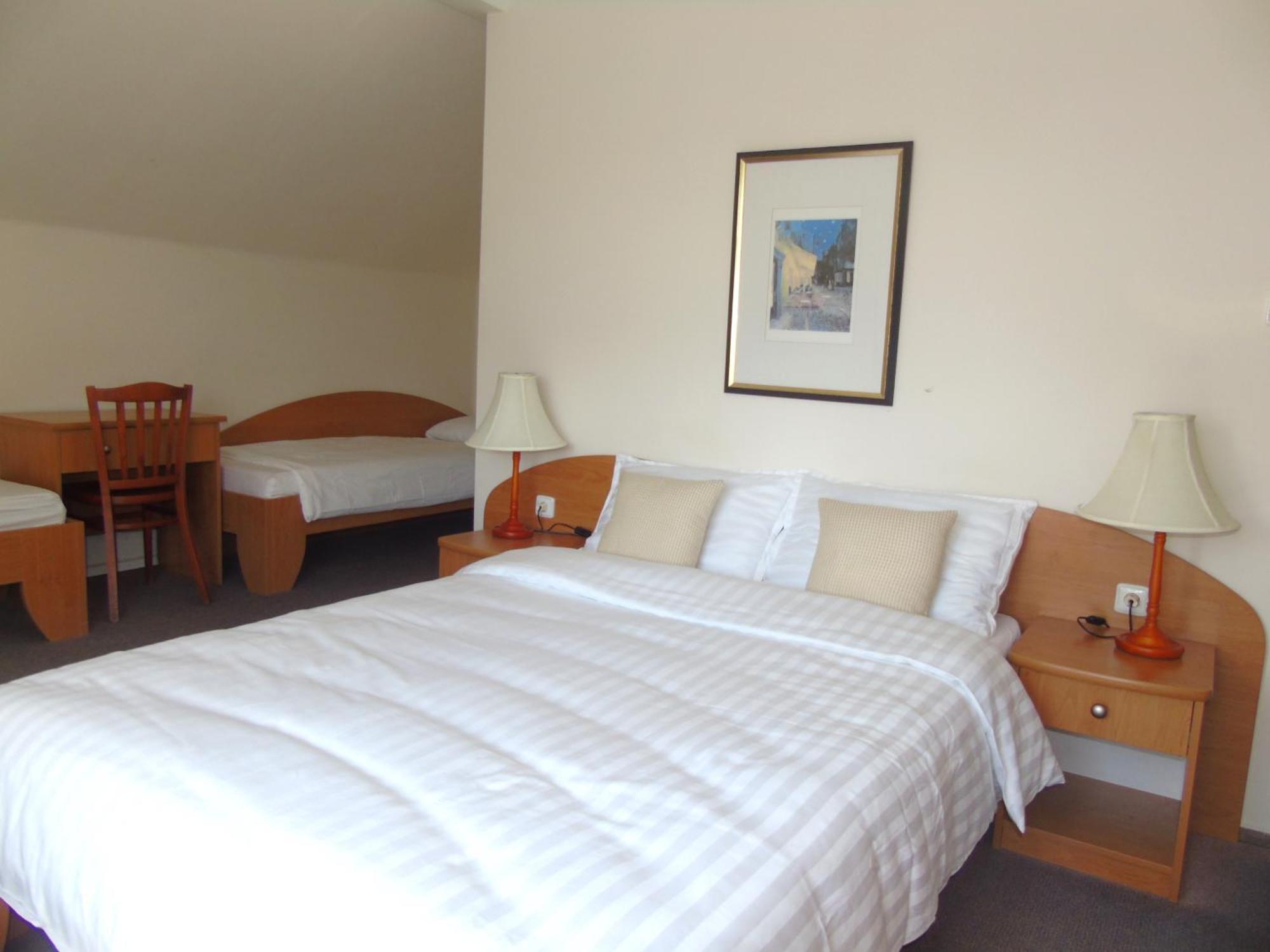 Toris Inn Trinec Buitenkant foto